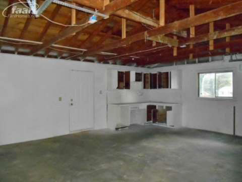 13401 North Bray Road Clio, MI 48420 - Photo 14 of 23 20375621-13.JPG