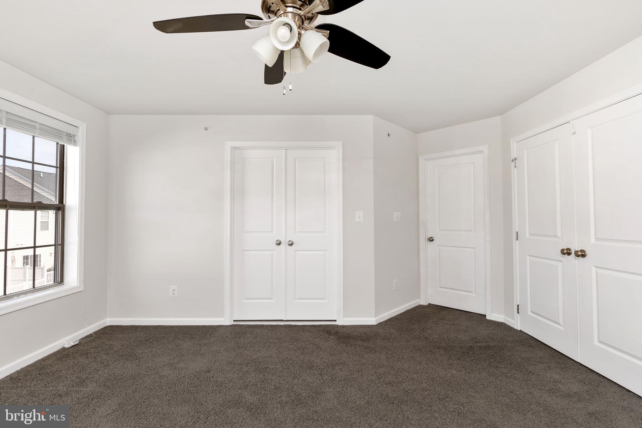 22605 Naugatuck Square Ashburn, VA 20148 - Photo 13 of 32 Primary Suite