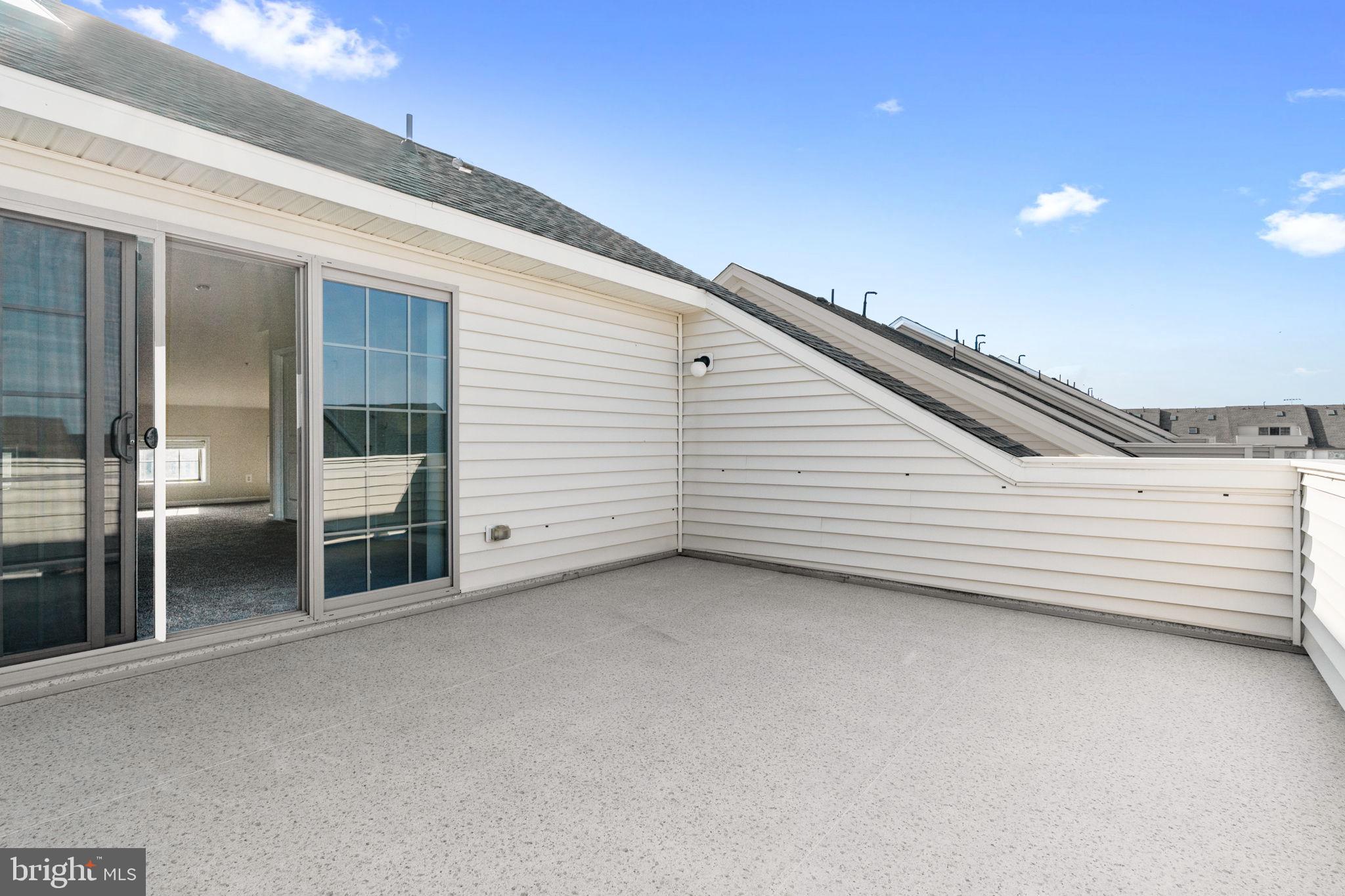 22605 Naugatuck Square Ashburn, VA 20148 - Photo 25 of 32 Rooftop Terrace