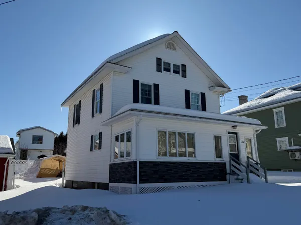 $184,900 | 136 Fraser Avenue, Madawaska, ME 04756