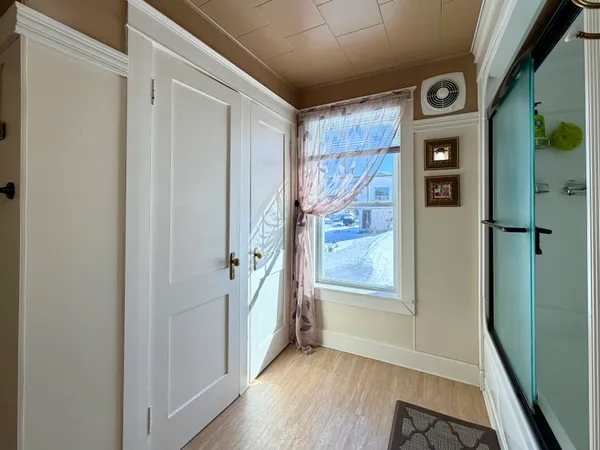 $184,900 | 136 Fraser Avenue, Madawaska, ME 04756