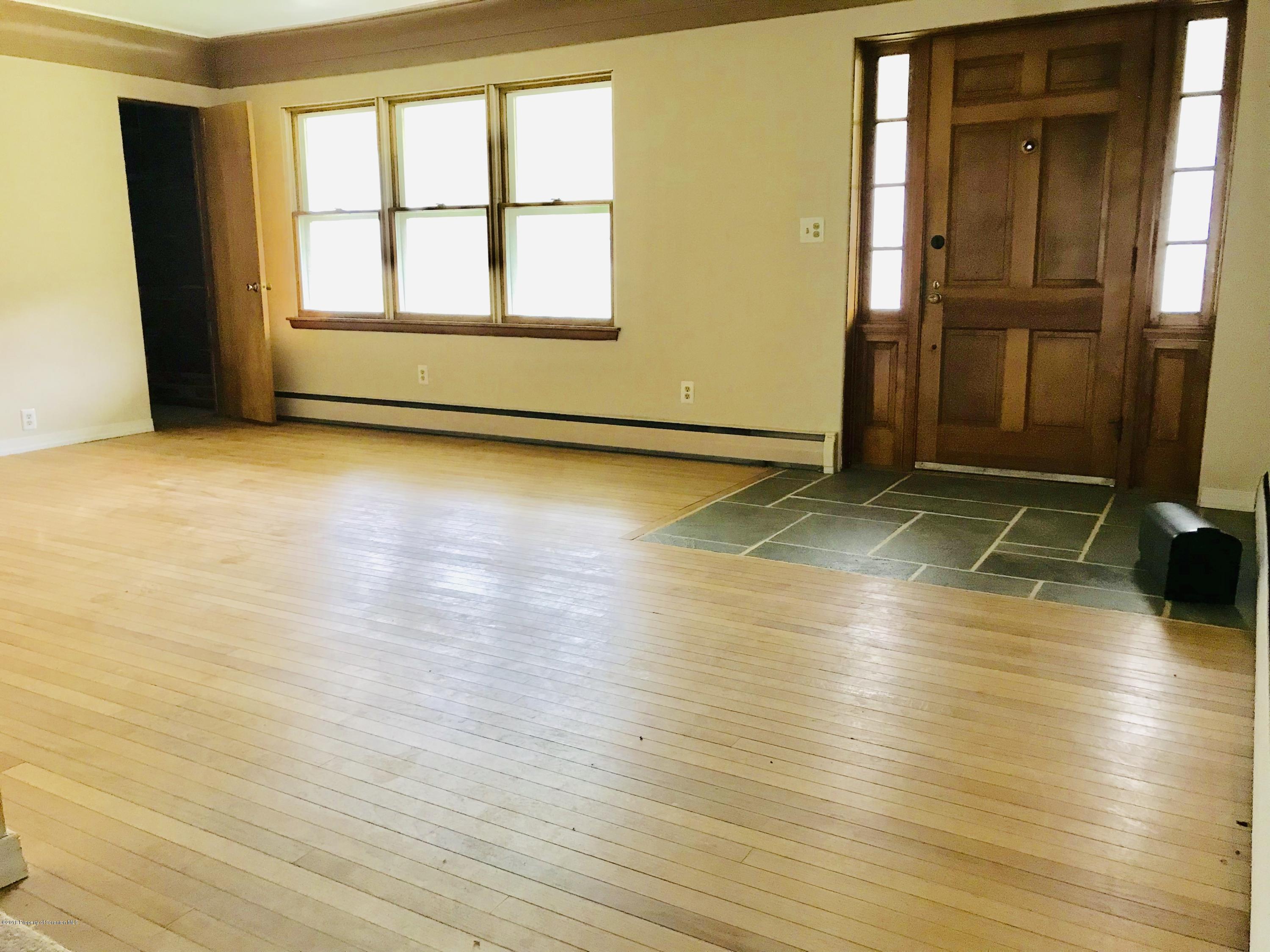 540 Blue Shutters Road Moscow, PA 18444 - Photo 8 of 39 Gallery Image 8