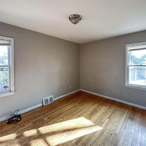 $64,900 | 14188 Collingham Drive, Detroit, MI 48205