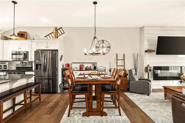 $324,950 | 3201 Sheffield Lane, St. Joseph, MO 64506