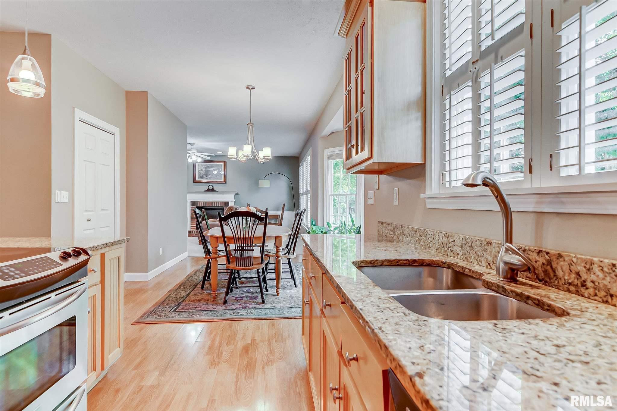 3928 Surry Pl Lane Springfield, IL 62711 - Photo 13 of 47