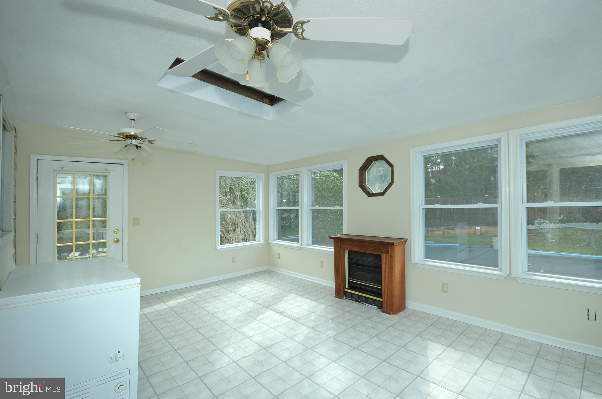 207 Felton Road Lutherville-Timonium, MD 21093 - Photo 11 of 30 Sunroom