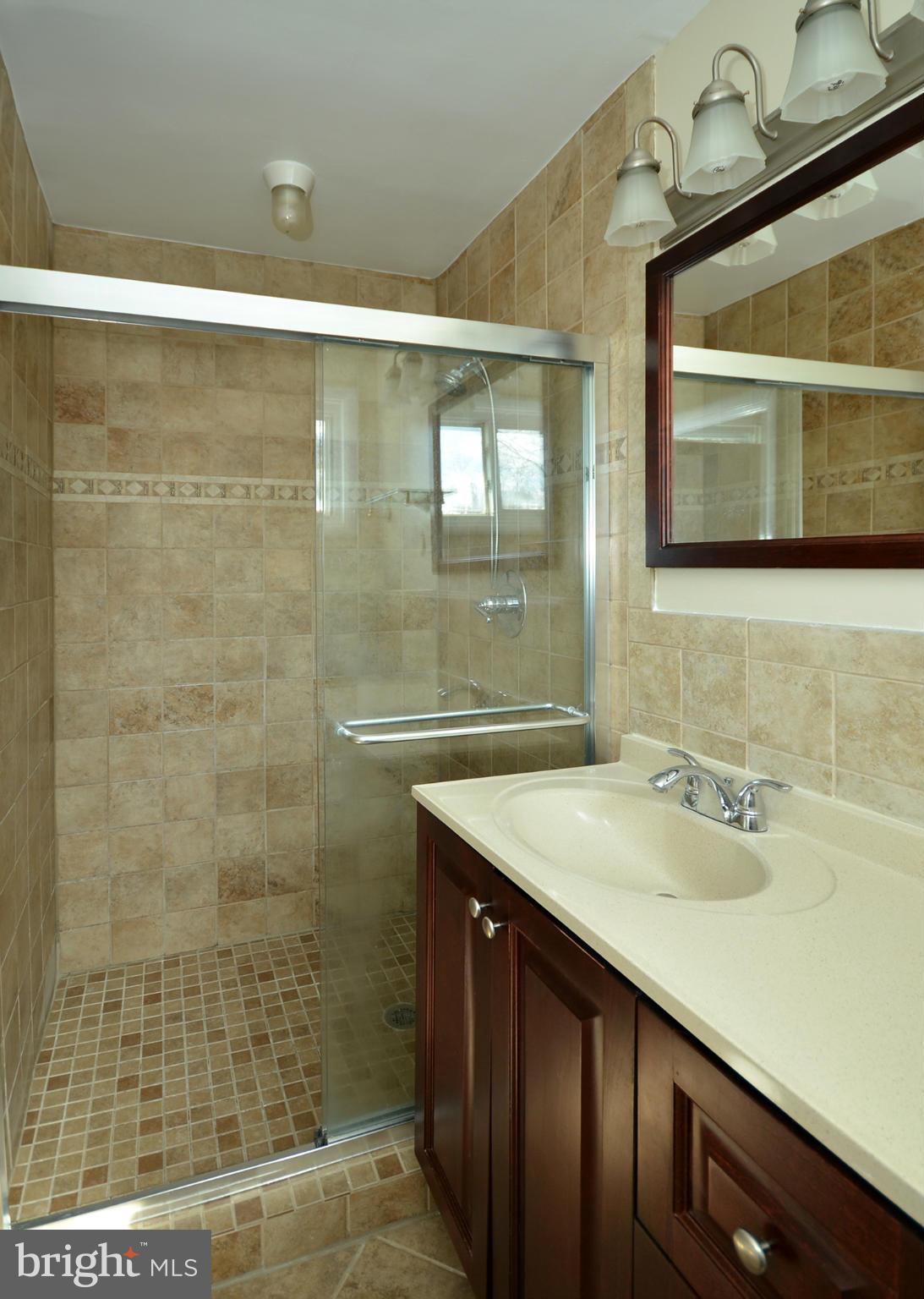 207 Felton Road Lutherville-Timonium, MD 21093 - Photo 20 of 30 Bath (Master)