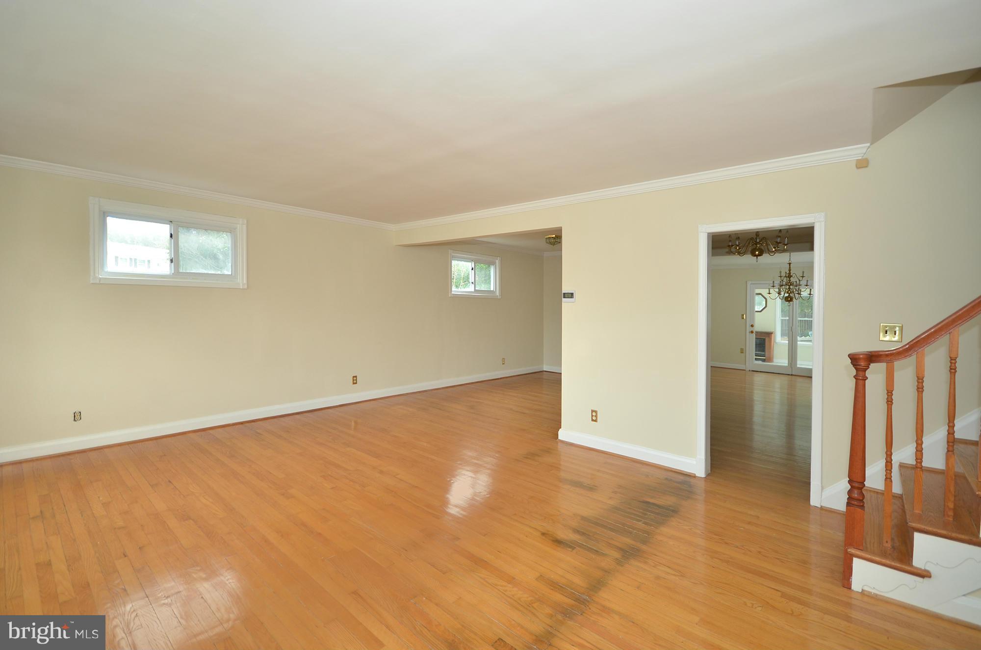 207 Felton Road Lutherville-Timonium, MD 21093 - Photo 5 of 30 Living Room