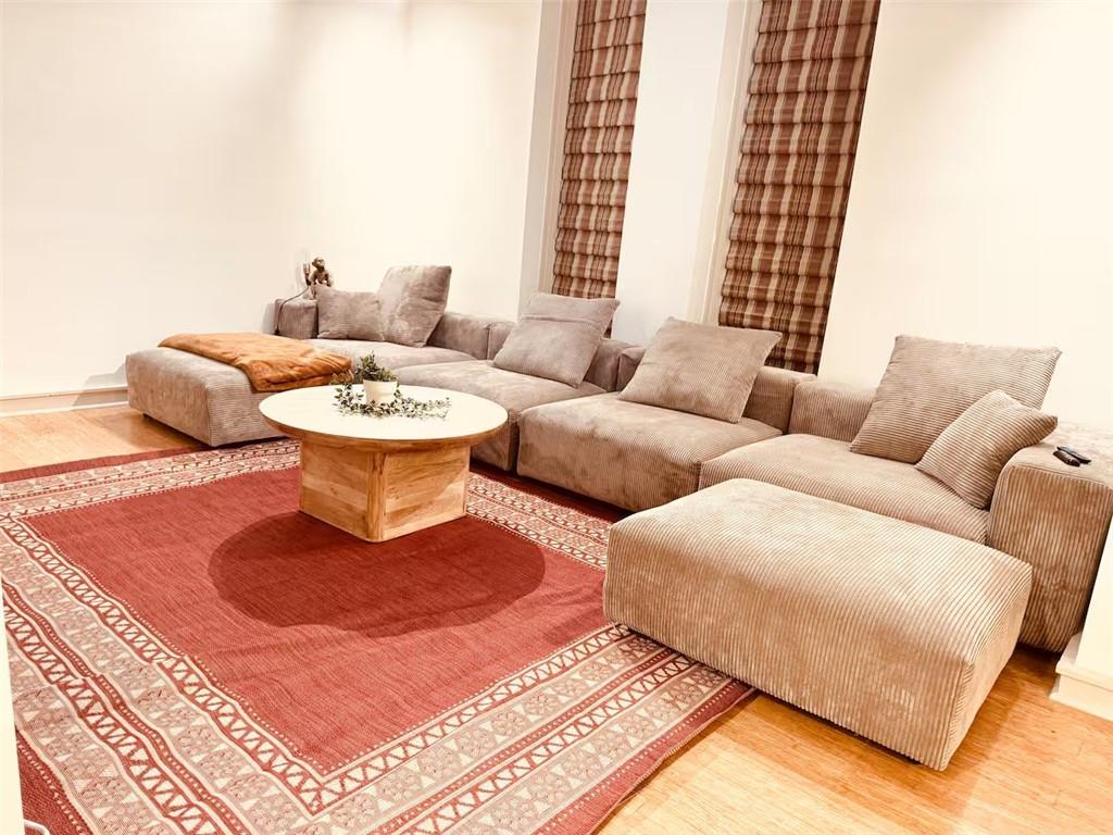 175 River Ct Parkway Atlanta, GA 30328 - Photo 40 of 50 a living room with furniture