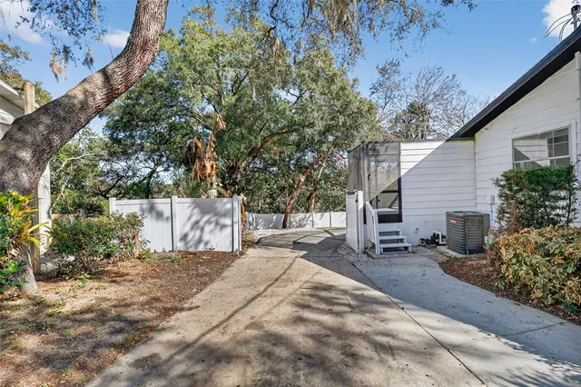 $575,000 | 1824 Crestview Drive, Mount Dora, FL 32757