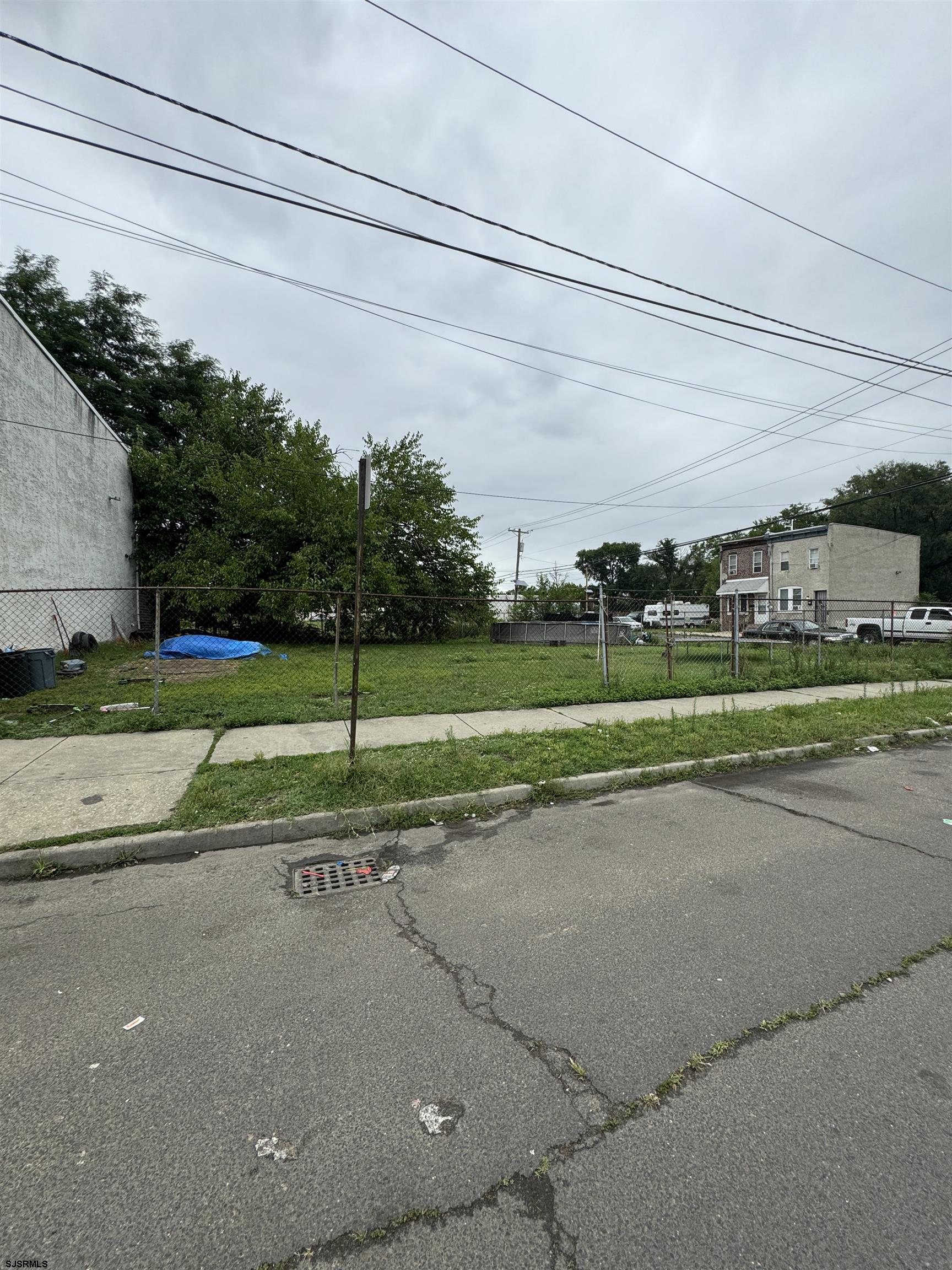 695 Fairview Street Camden, NJ 08104 - Photo 14 of 17