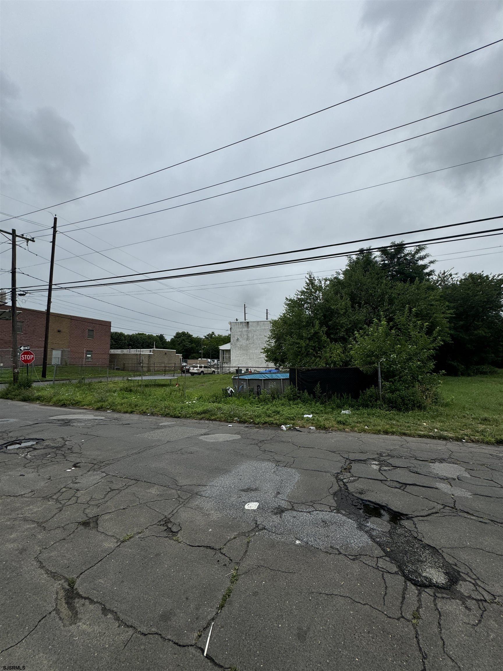 695 Fairview Street Camden, NJ 08104 - Photo 4 of 17