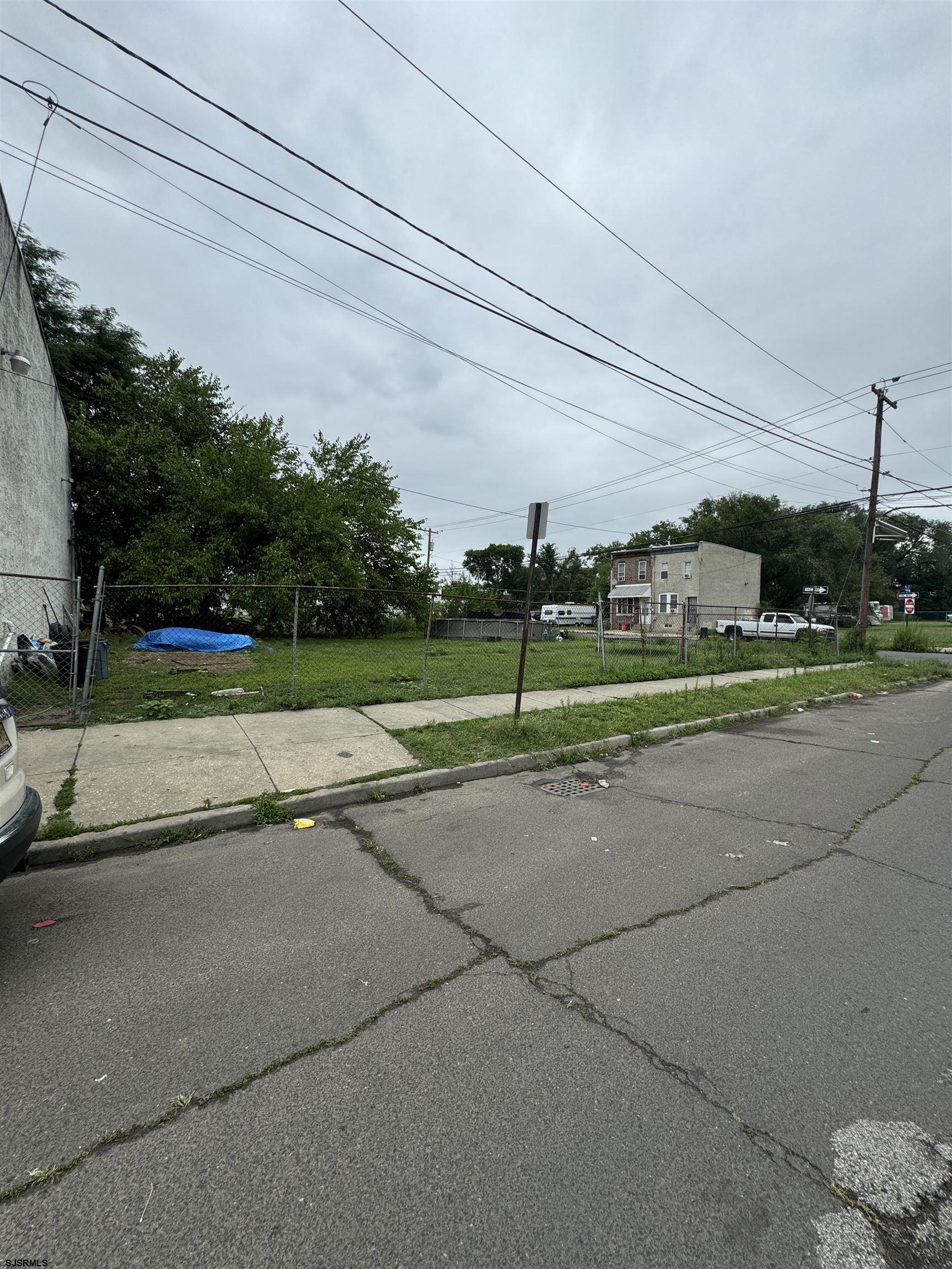 695 Fairview Street Camden, NJ 08104 - Photo 9 of 17