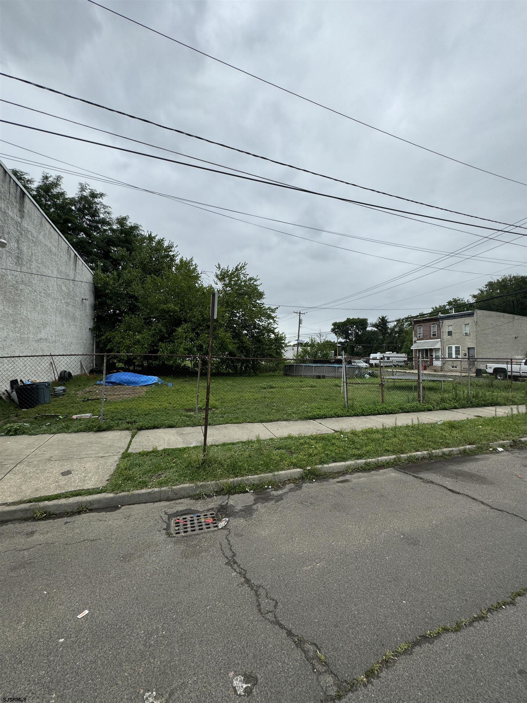 695 Fairview Street Camden, NJ 08104 - Photo 10 of 17