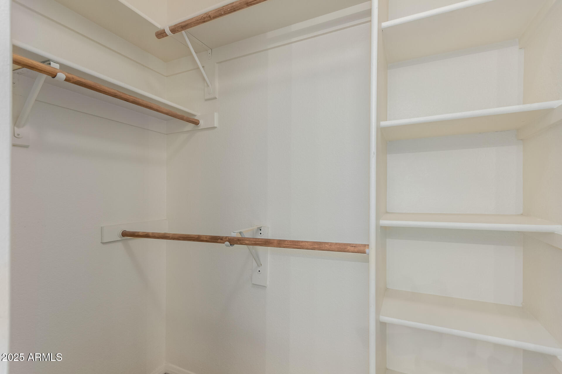 1825 West Ray Road, Unit 2070 Chandler, AZ 85224 - Photo 19 of 51 a close view of closet