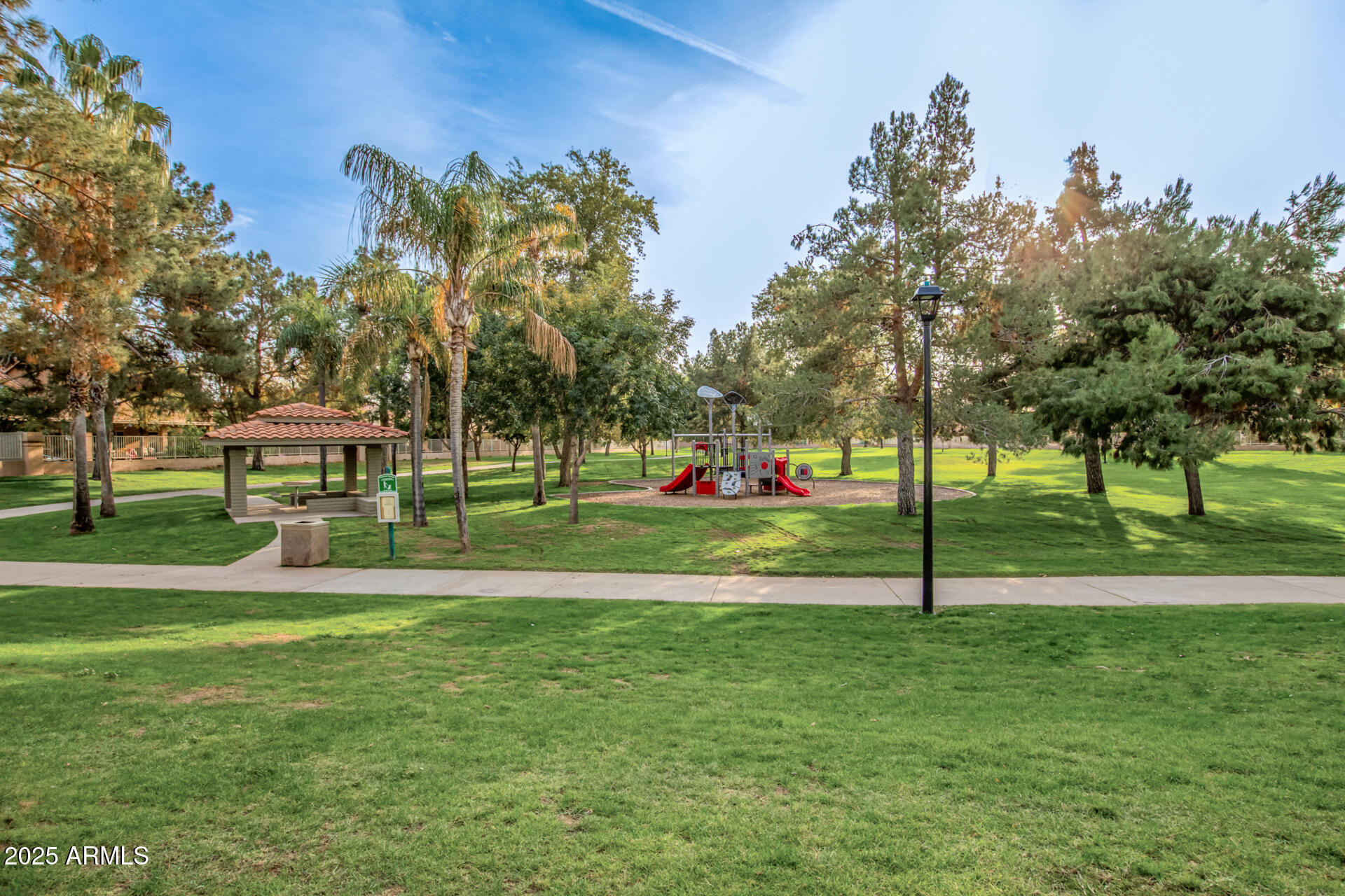 1825 West Ray Road, Unit 2070 Chandler, AZ 85224 - Photo 45 of 51 a view of a park with tree s