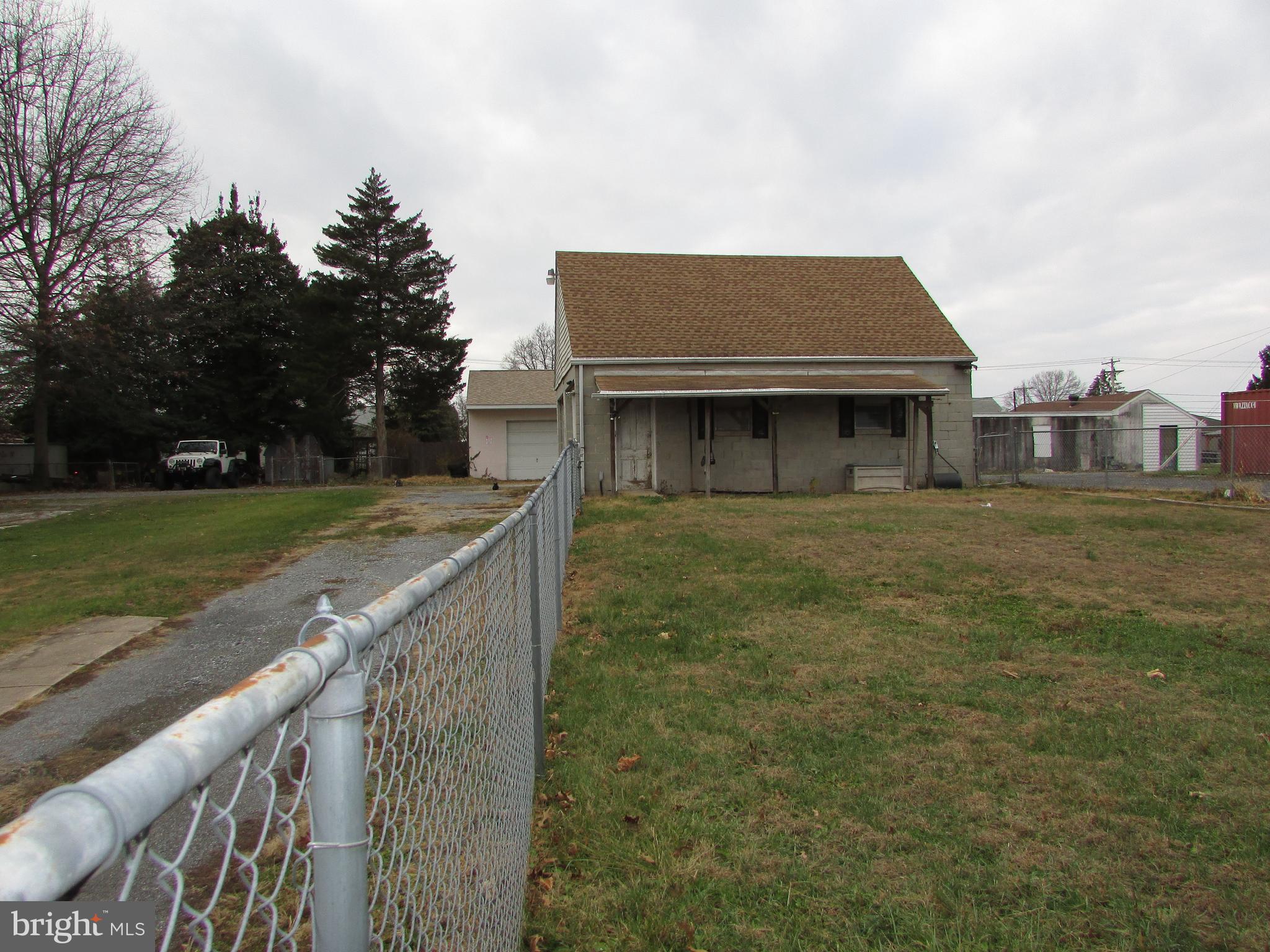 270 Rosedale Drive Manchester, PA 17345 - Photo 12 of 15 a house view with a garden space