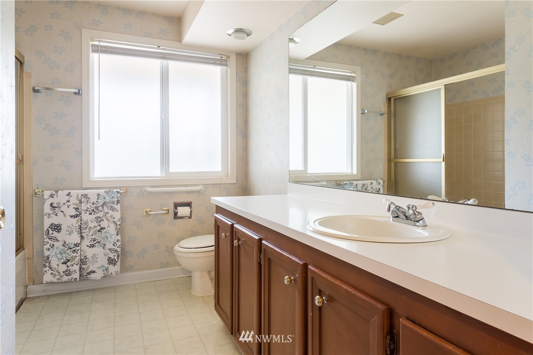 14409 Southeast 169th Street Renton, WA 98058 - Photo 13 of 23 Gallery Image 13