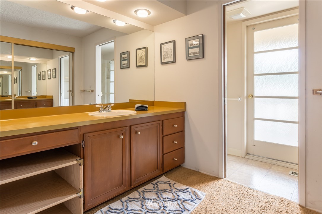 14409 Southeast 169th Street Renton, WA 98058 - Photo 14 of 23 Gallery Image 14