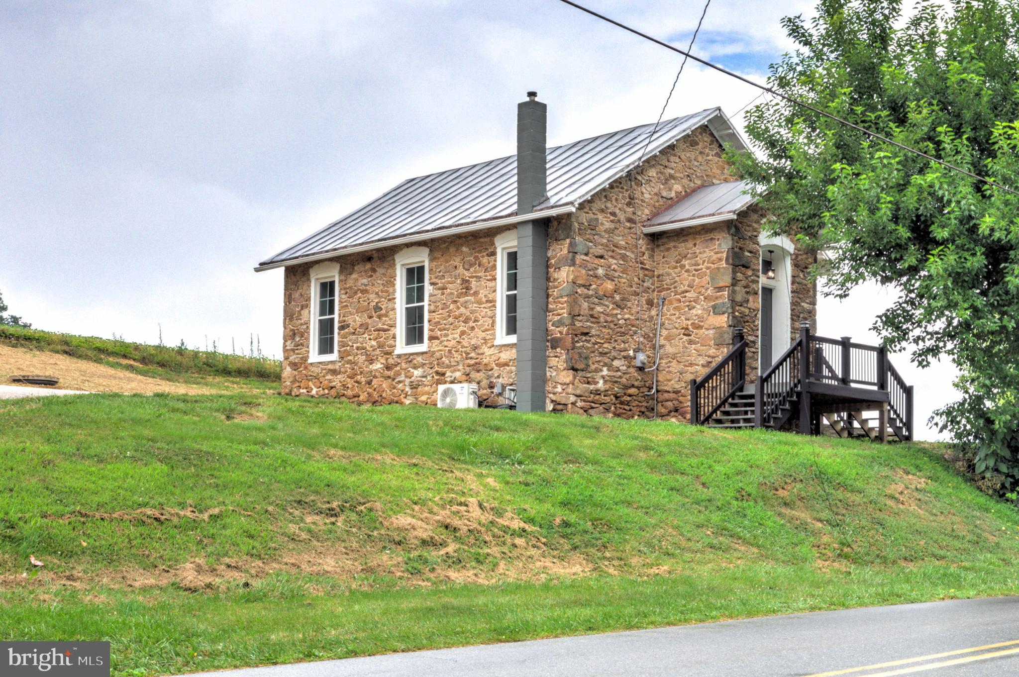 1234 Canadochly Road York, PA 17406 - Photo 1 of 34 Gallery Image 1