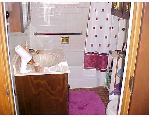 129 Van Meter Road Smithton, PA 15479 - Photo 7 of 8 Master Bath/Spa.