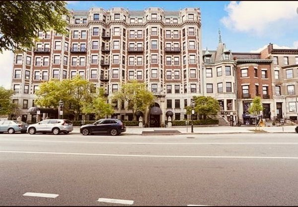 466 Commonwealth Avenue, Unit 302 Boston, MA 02215 - Photo 11 of 12 a view of a building and a street