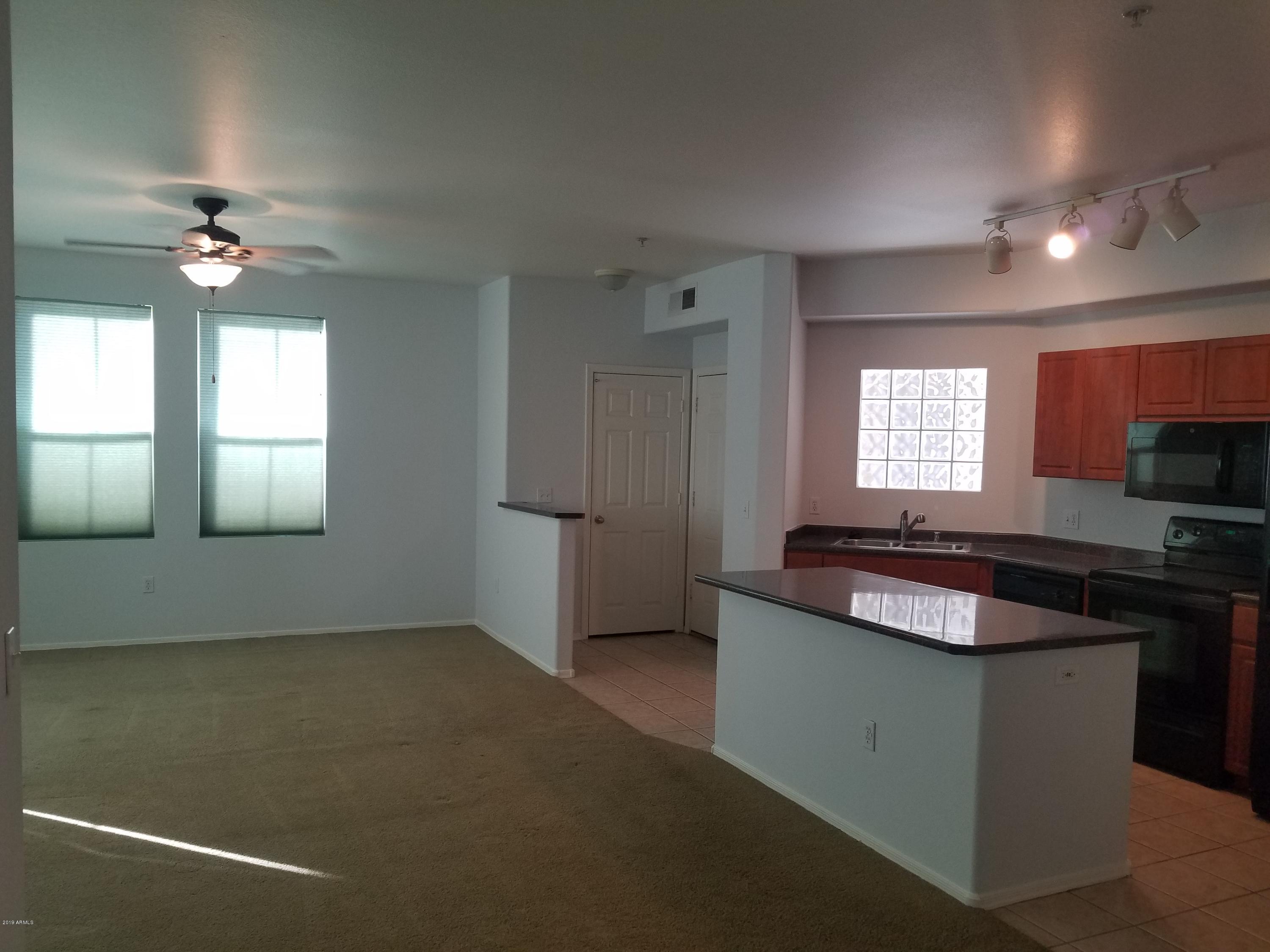 909 East Camelback Road, Unit 3001 Phoenix, AZ 85014 - Photo 4 of 34 20190211_152220