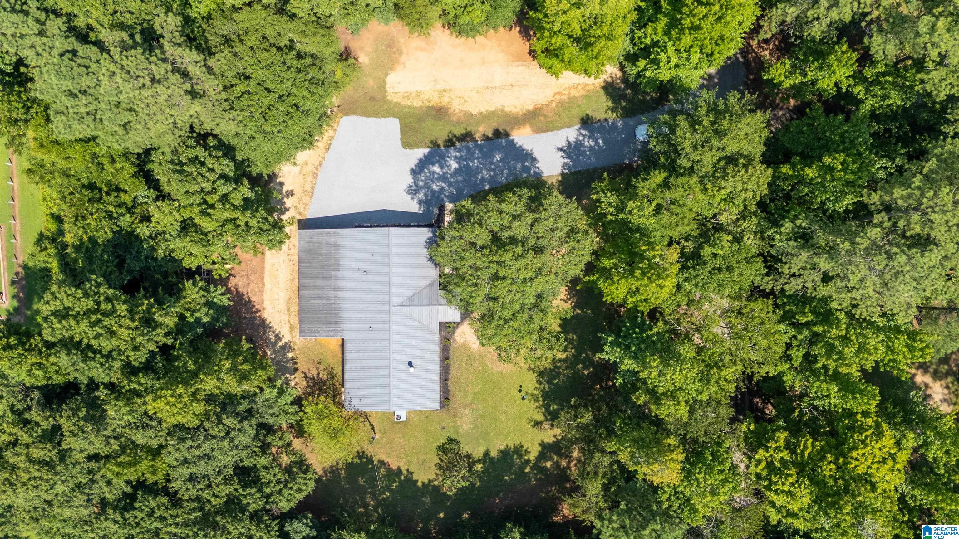 45 Cross Street Jacksonville, AL 36265 - Photo 3 of 24