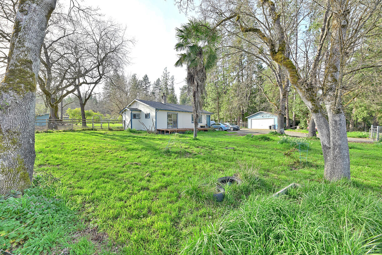 3614 New Hope Road Grants Pass, OR 97527 - Photo 16 of 26 17