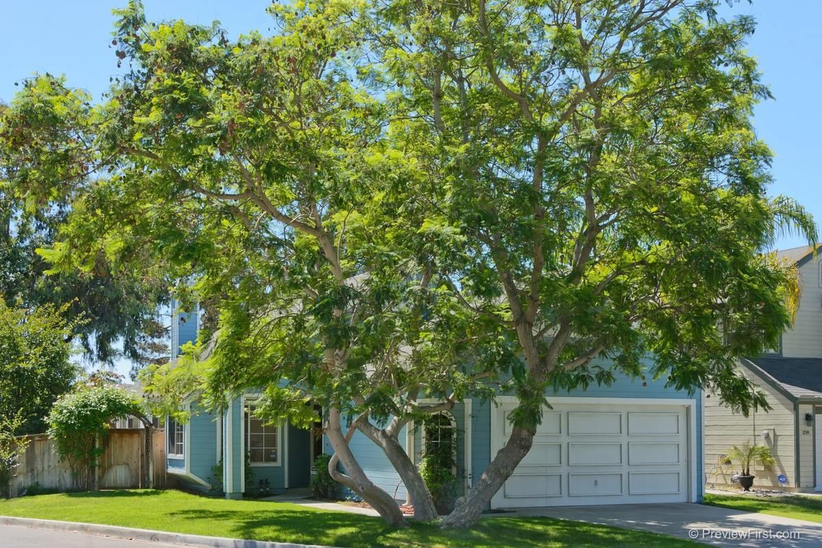 1297 Hampton Road San Marcos, CA 92078 - Photo 3 of 25