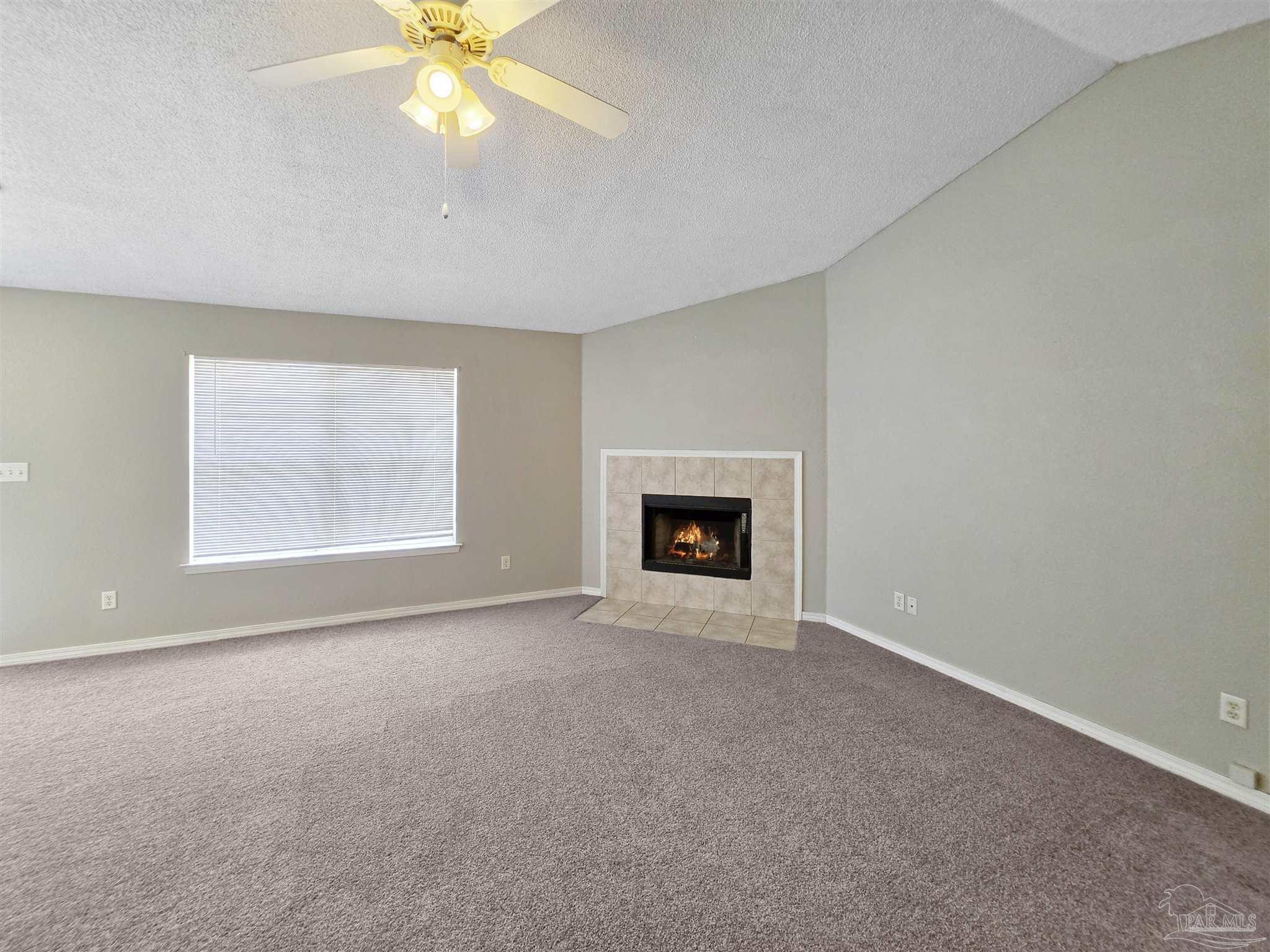1638 Dee's Road Pensacola, FL 32506 - Photo 8 of 23 Gallery Image 8