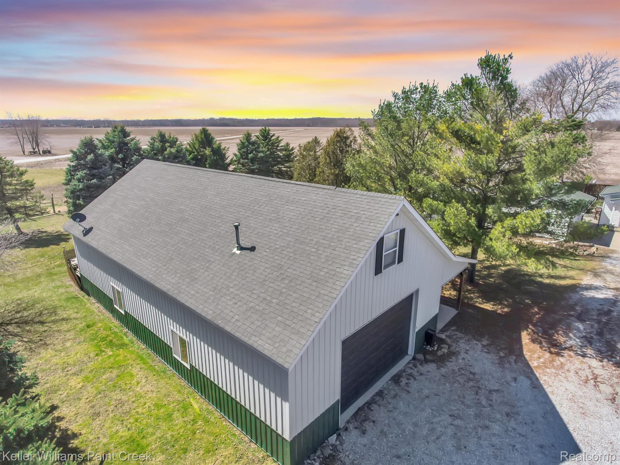8791 Rattle Run Road Columbus, MI 48063 - Photo 11 of 99 2300 Sq ft/ 30x 56 Pole Barn heat, electric, water