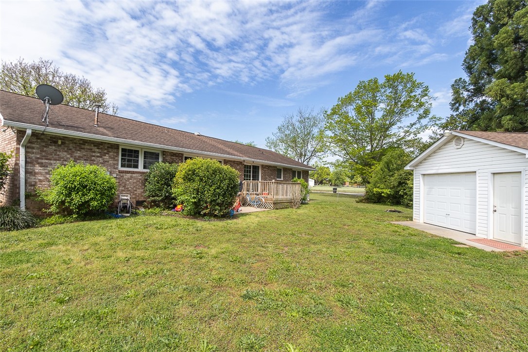 1101 Hanover Road Anderson, SC 29621 - Photo 34 of 38