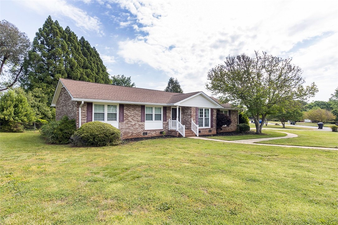 1101 Hanover Road Anderson, SC 29621 - Photo 4 of 38