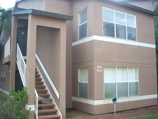 $165,000 | 4504 Commander Drive, Unit 1821, Orlando, FL 32822
