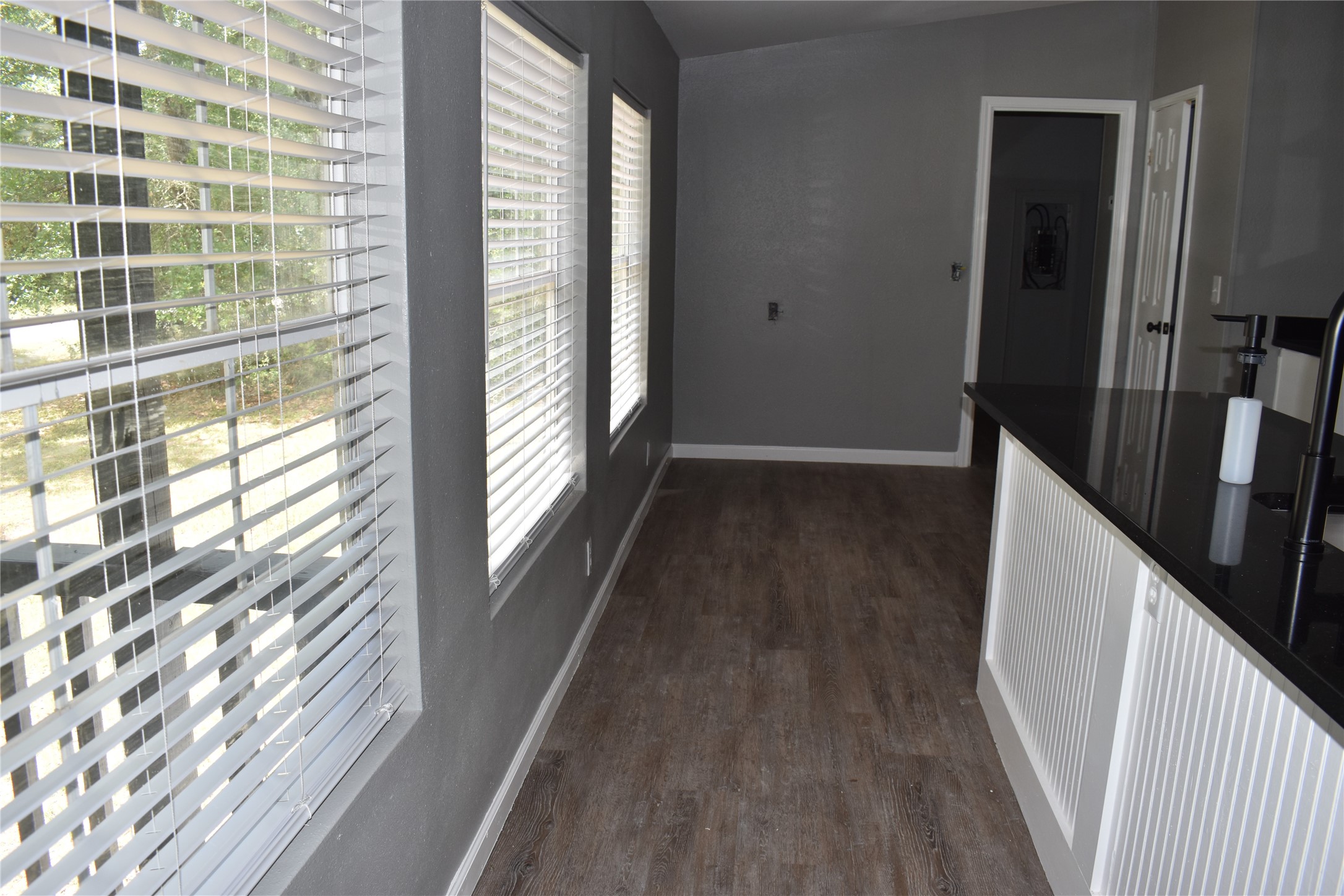 25 Wood Glen Trinity, TX 75862 - Photo 6 of 25