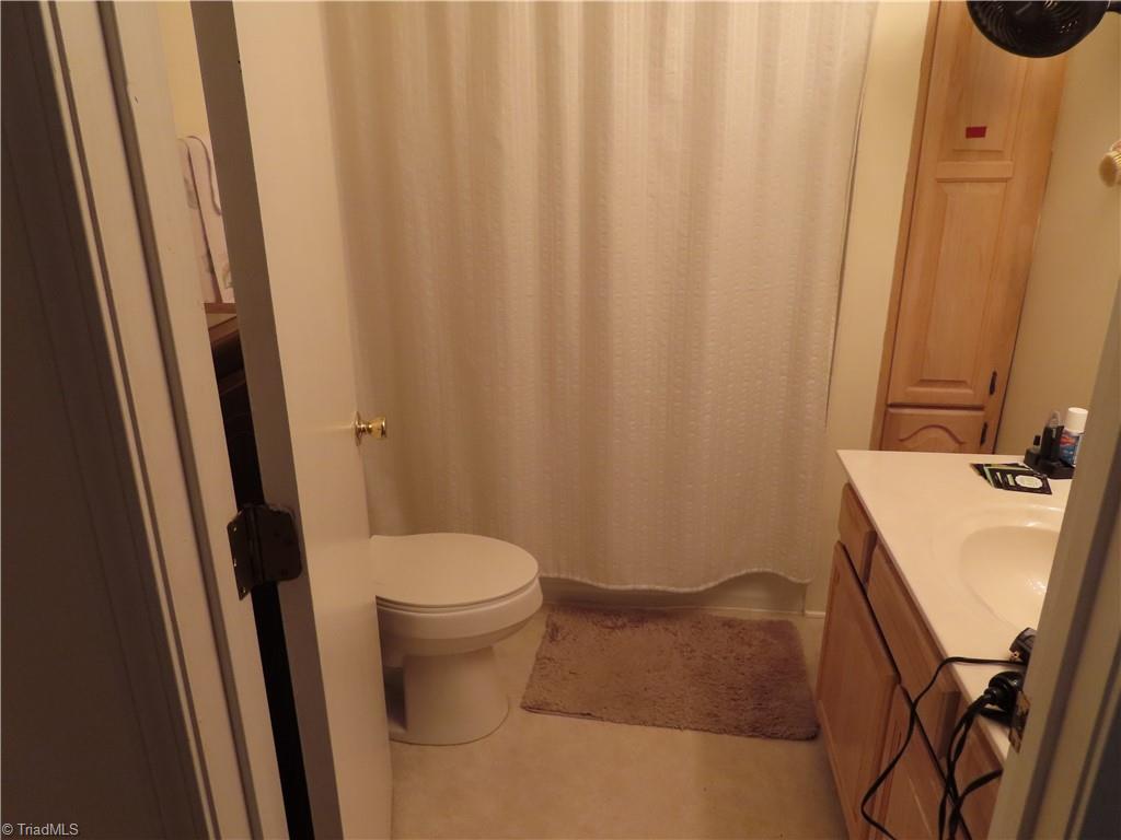 1510 Coventry Road High Point, NC 27262 - Photo 14 of 20 Gallery Image 14