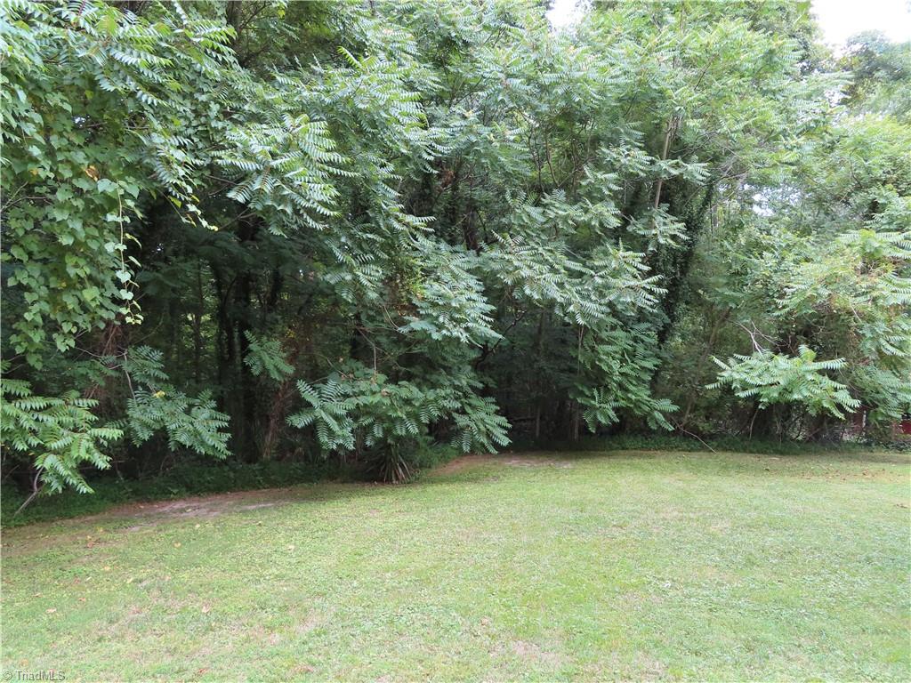 1510 Coventry Road High Point, NC 27262 - Photo 5 of 20 Gallery Image 5