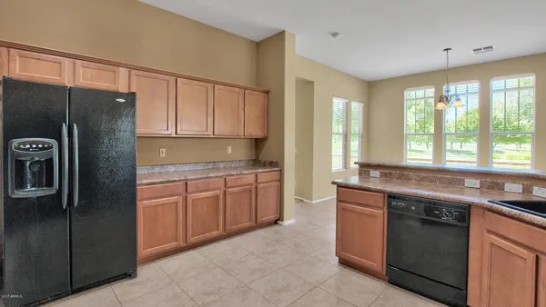 $2,650 | 4163 North Evergreen Street, Buckeye, AZ 85396