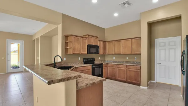 $2,650 | 4163 North Evergreen Street, Buckeye, AZ 85396