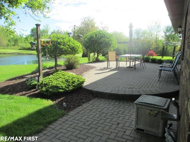 22255 Pratt Road Armada, MI 48005 - Photo 10 of 43