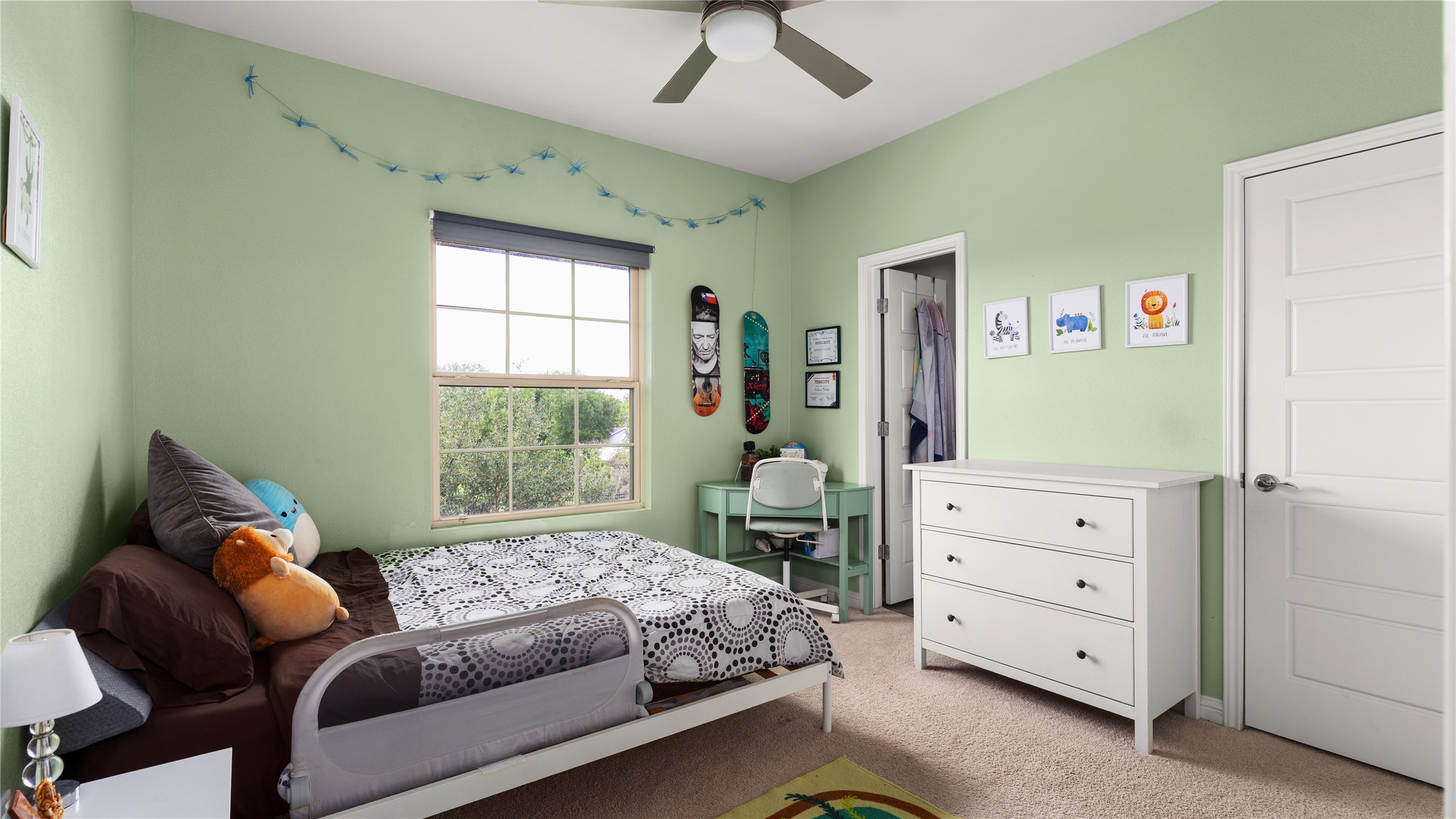 1511 Lawrence Street Austin, TX 78741 - Photo 12 of 26
