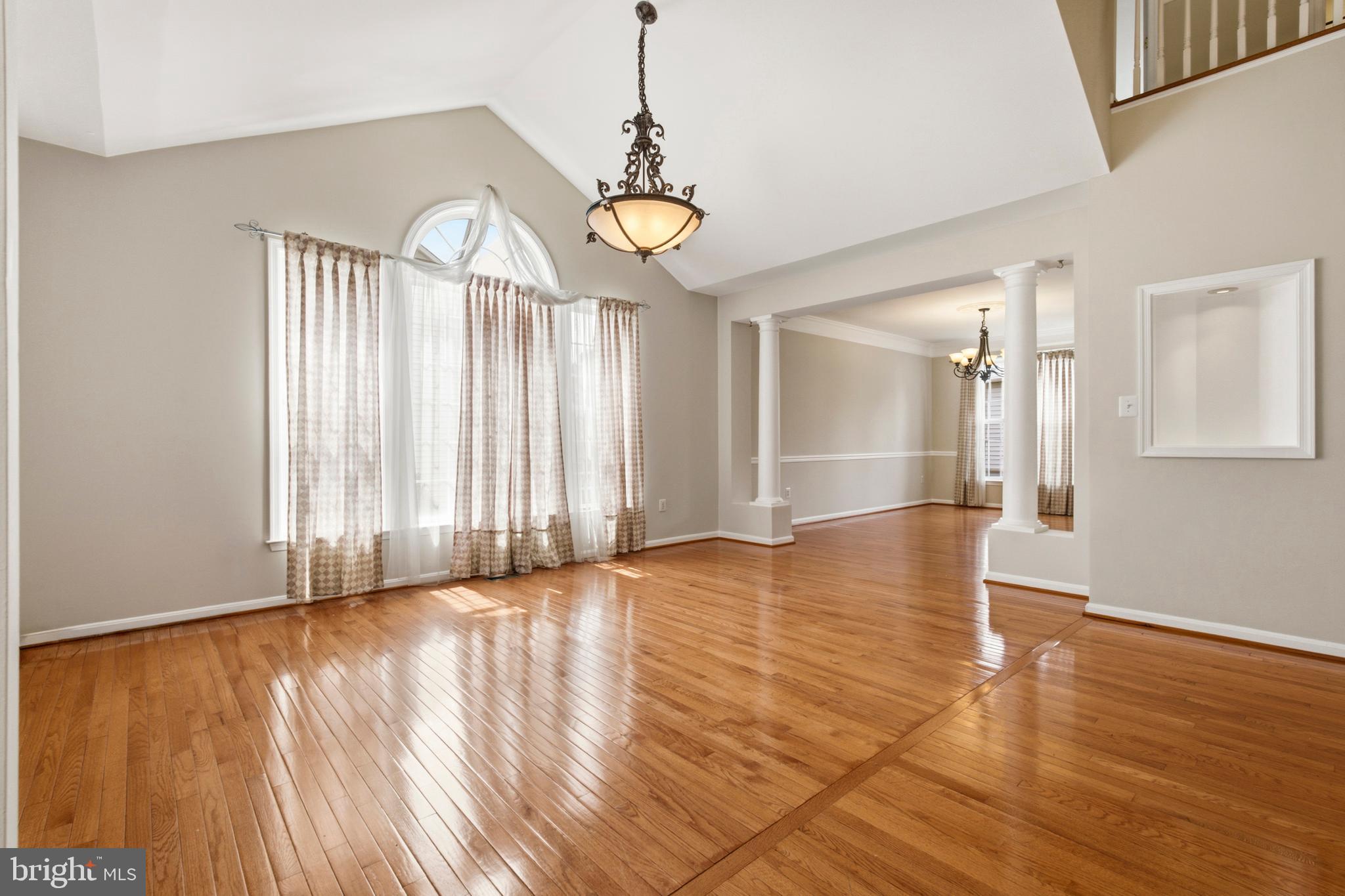 7608 Mcweadon Lane Springfield, VA 22150 - Photo 6 of 72