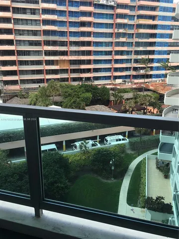 $585,000 | 5161 Collins Avenue, Unit 801, Miami Beach, FL 33140