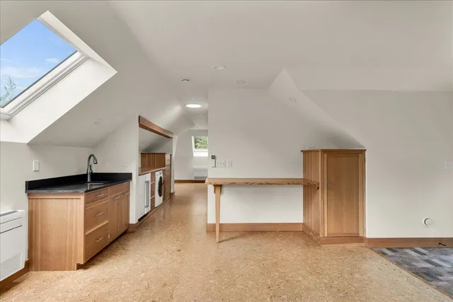 $985,000 | 70 Ledgewood Lane, Blue Hill, ME 04614