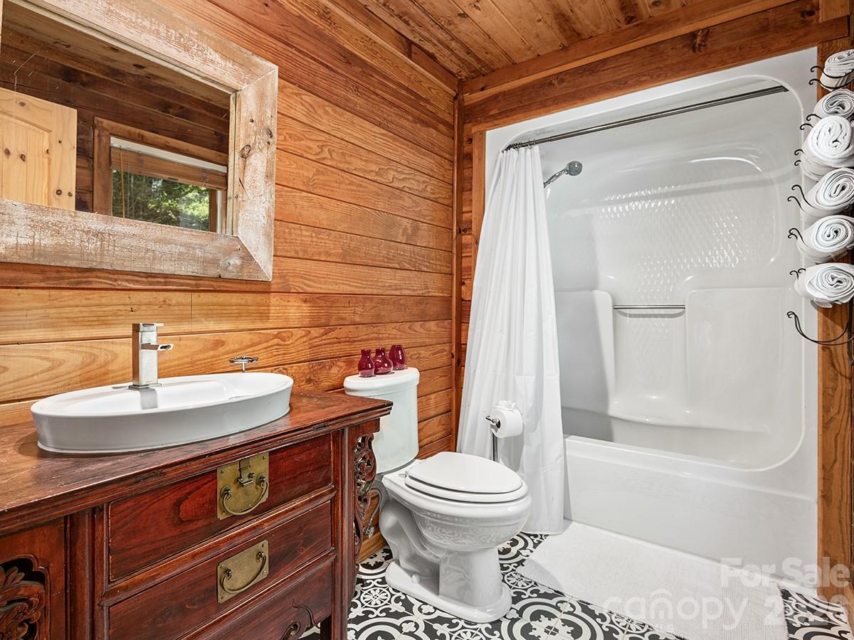 1160 High Rock Mountain Road Marshall, NC 28753 - Photo 13 of 39