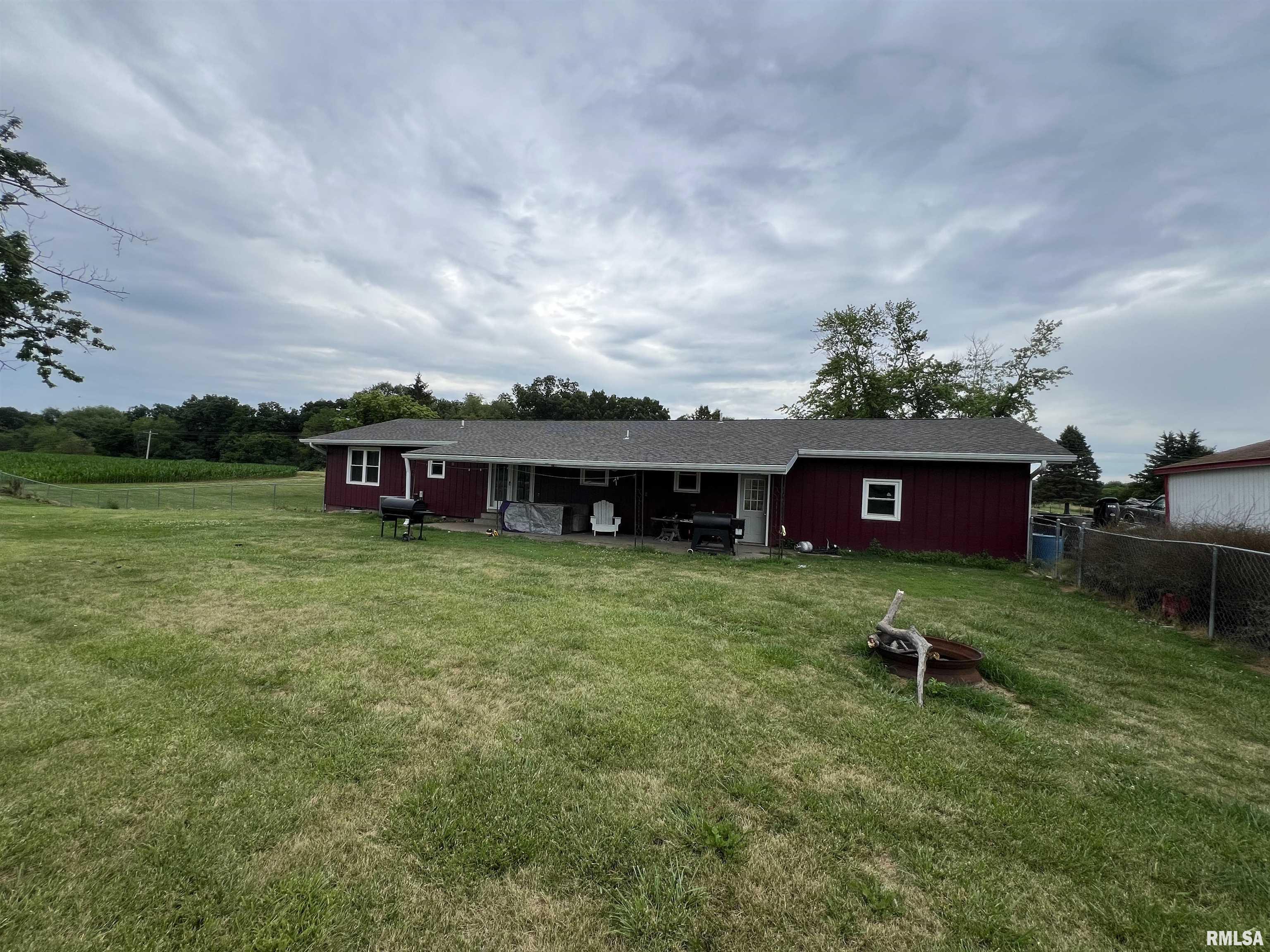 14250 East Putt Creek Road Cuba, IL 61427 - Photo 2 of 16 Gallery Image 2