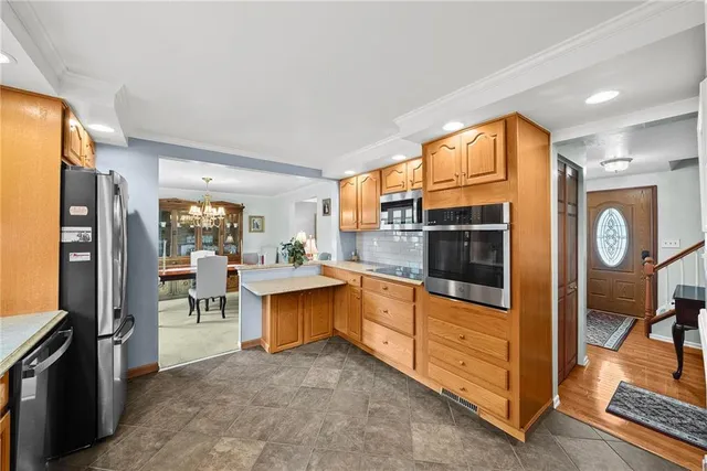 $325,000 | 241 Castle Drive, West Mifflin, PA 15122