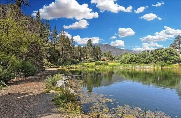 $359,999 | 2205 Cypress Way, Pine Mountain Club, CA 93222