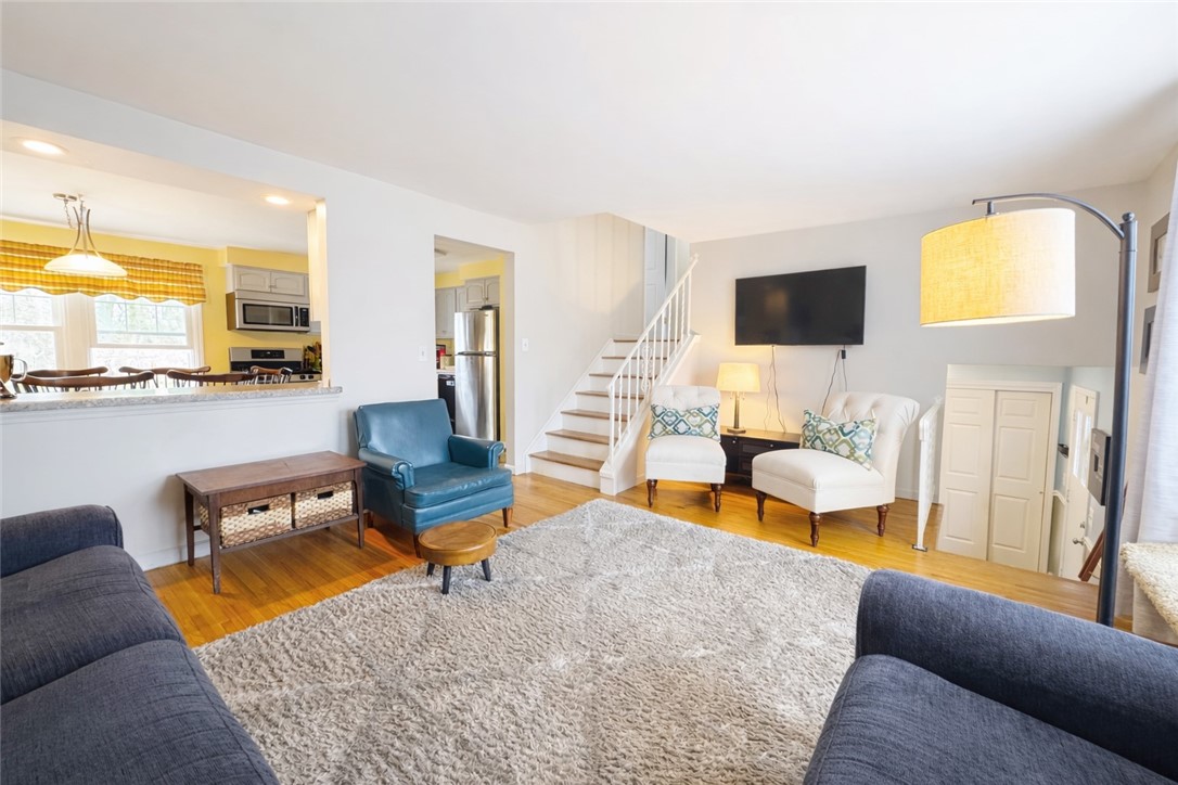 37 Penhurst Road Brighton, NY 14610 - Photo 5 of 16